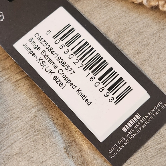 PrettyLittleThing PLT Sweater XS Beige Chunky Knit Cropped Cut Out Turtle New - Picture 6 of 12